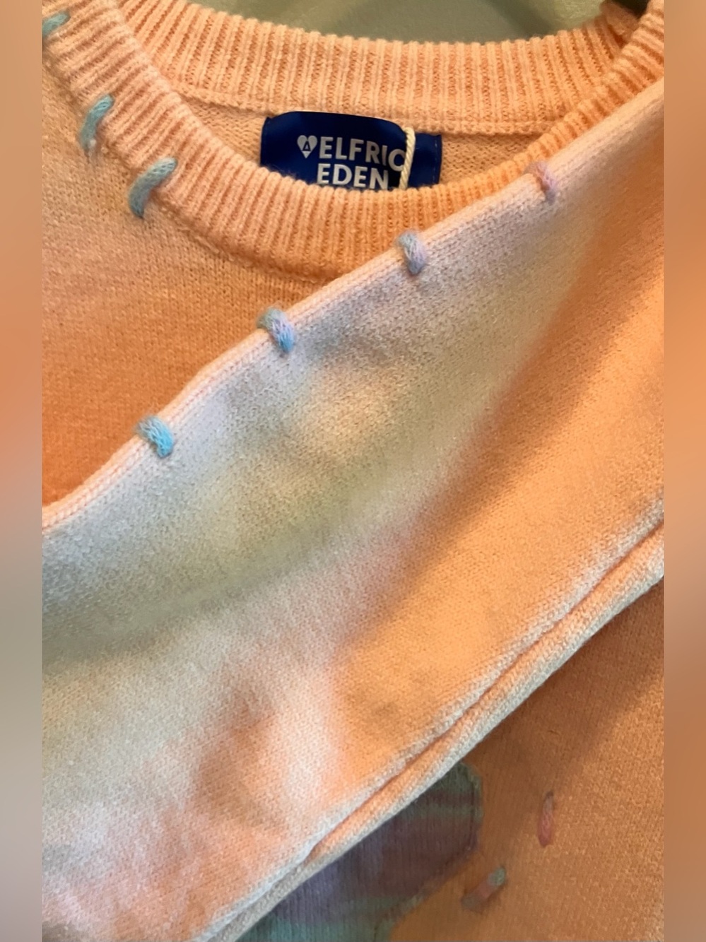 Aelfric Eden Pink Pastel Graphic Crewneck Sweater with Dinosaur and Stars NWT L - Picture 6 of 8